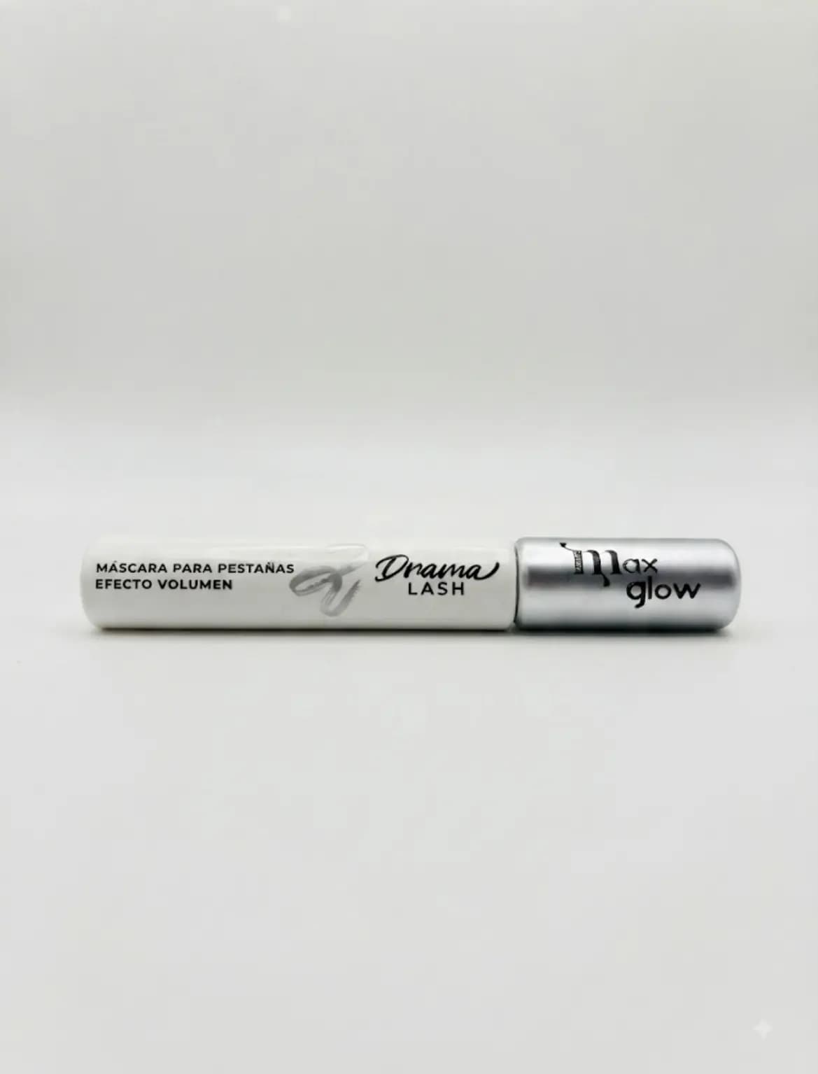 Máscara drama lash max glow